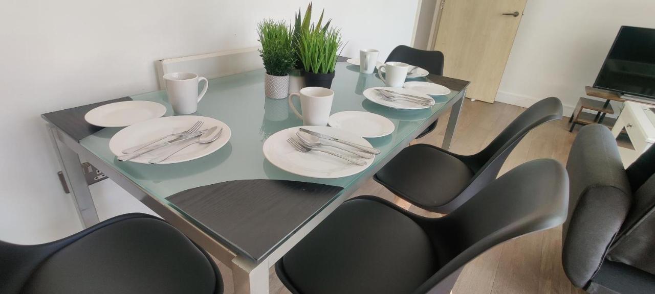 Birmingham Prime Location Stunning Apartment Floor-To-Ceiling Windows エクステリア 写真