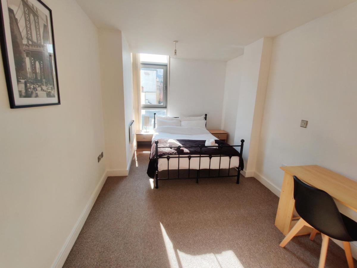 Birmingham Prime Location Stunning Apartment Floor-To-Ceiling Windows エクステリア 写真