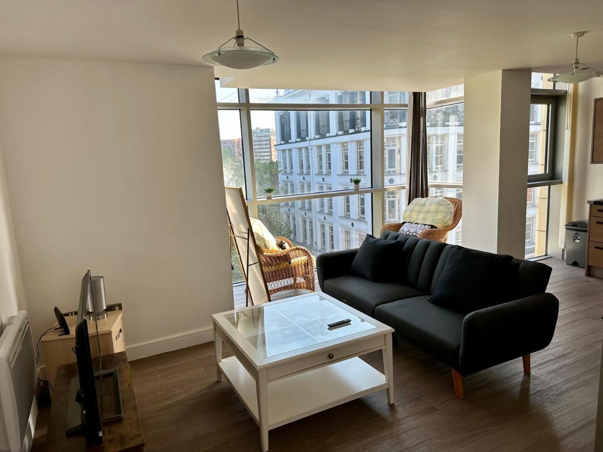 Birmingham Prime Location Stunning Apartment Floor-To-Ceiling Windows エクステリア 写真