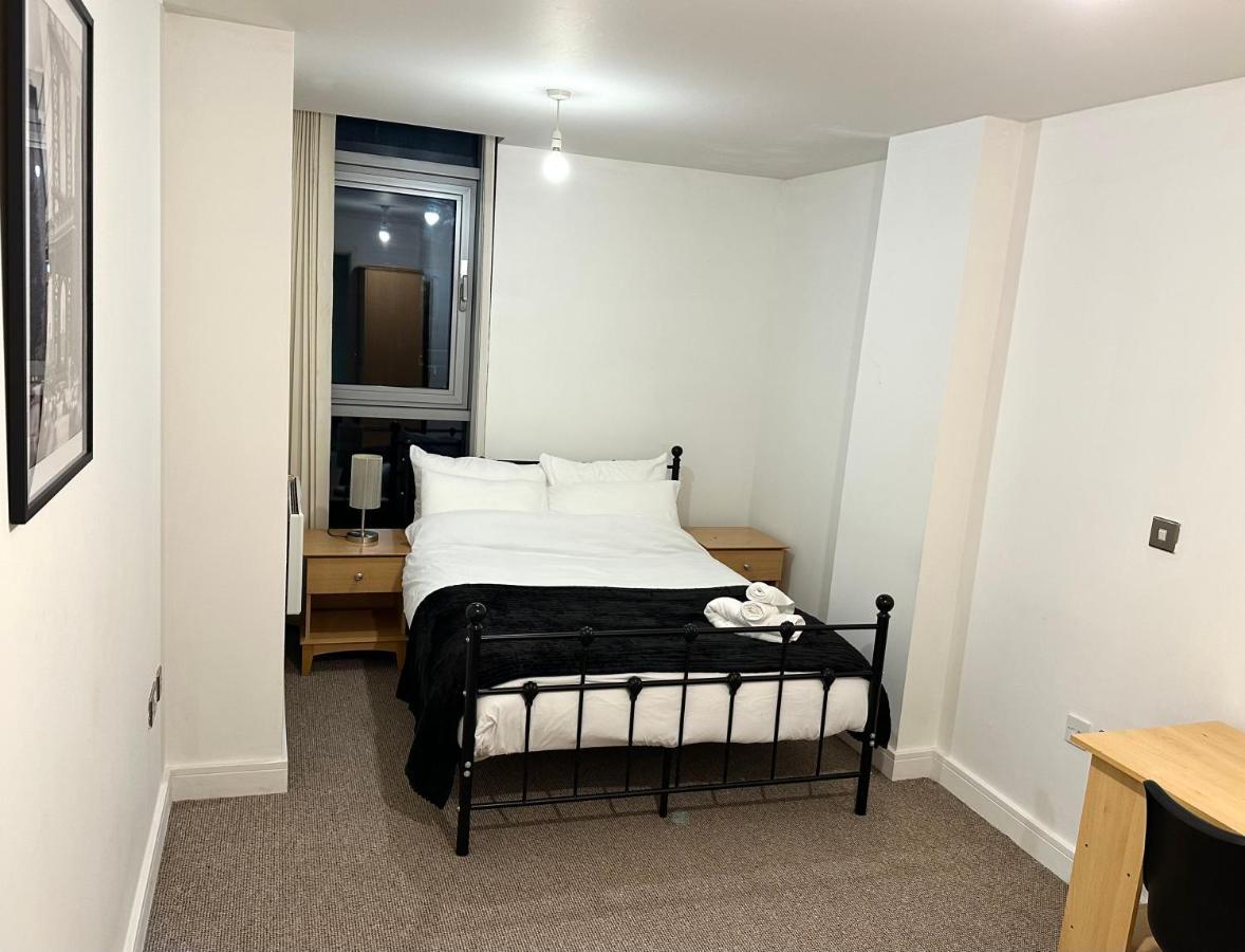 Birmingham Prime Location Stunning Apartment Floor-To-Ceiling Windows エクステリア 写真