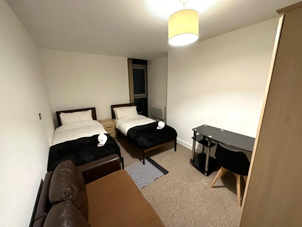 Birmingham Prime Location Stunning Apartment Floor-To-Ceiling Windows エクステリア 写真